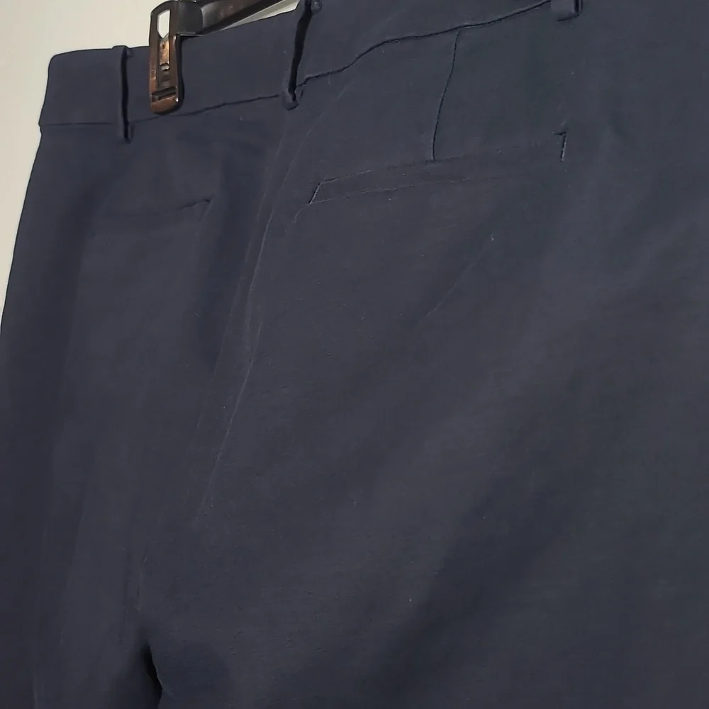 LOFT The Riviera Slim Cropped Pant in Navy Blue Size 14 - Picture 13 of 14